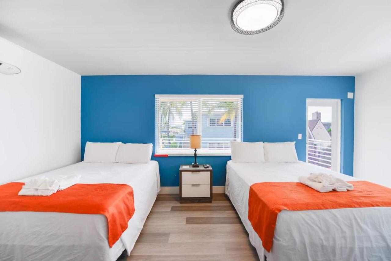 Cozy 1 Bedroom With Pool Steps From The Beach #41 Hollywood Eksteriør billede