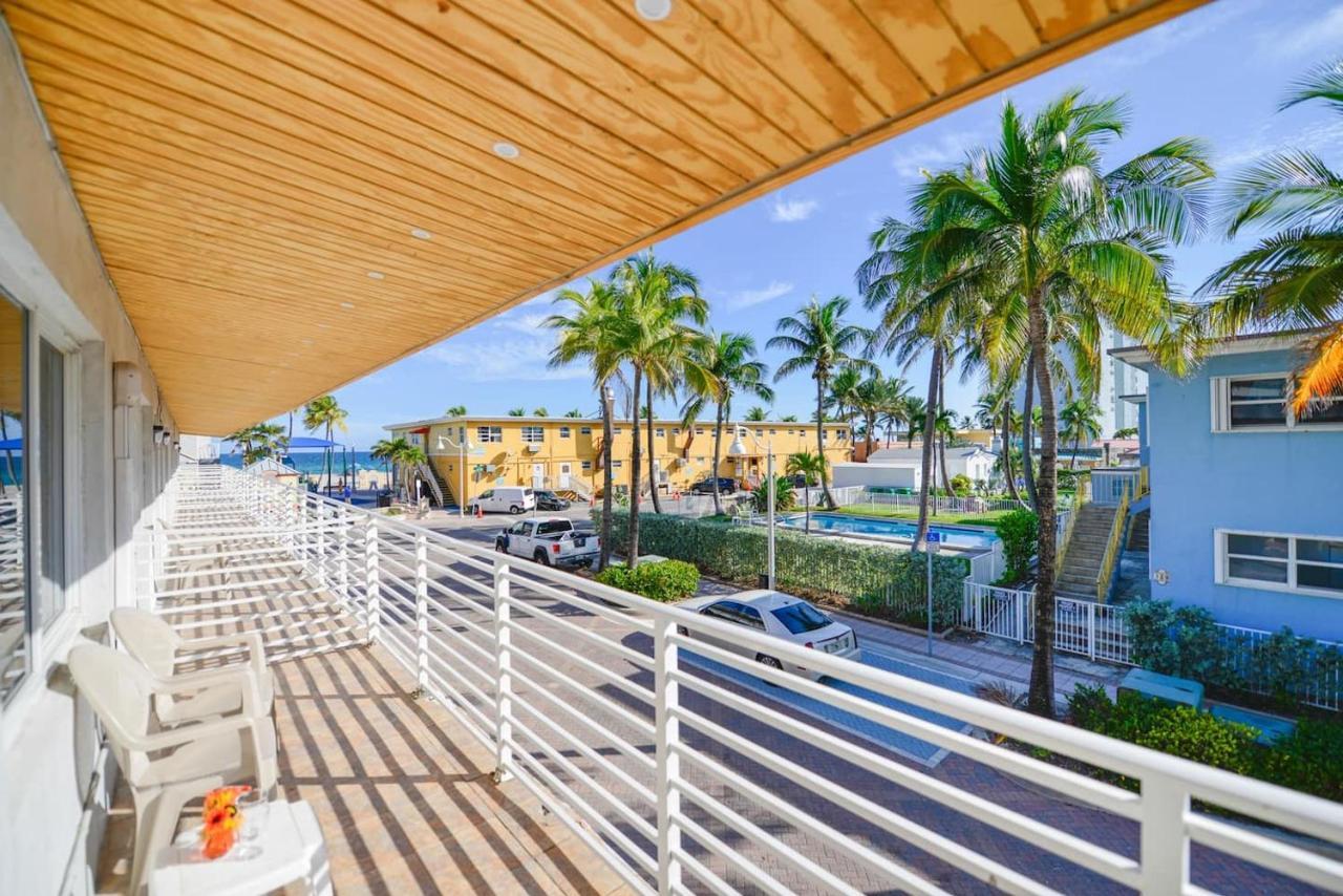 Cozy 1 Bedroom With Pool Steps From The Beach #41 Hollywood Eksteriør billede