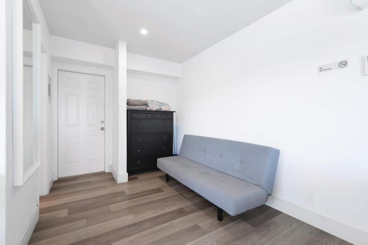 Cozy 1 Bedroom With Pool Steps From The Beach #41 Hollywood Eksteriør billede